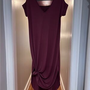 Entro Burgundy V-Neck Midi Dress | Knot Front Style | Fits M/L